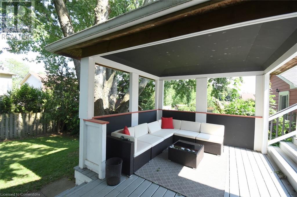 Photo 26 of 2271 Sheffield Drive, Burlington ON