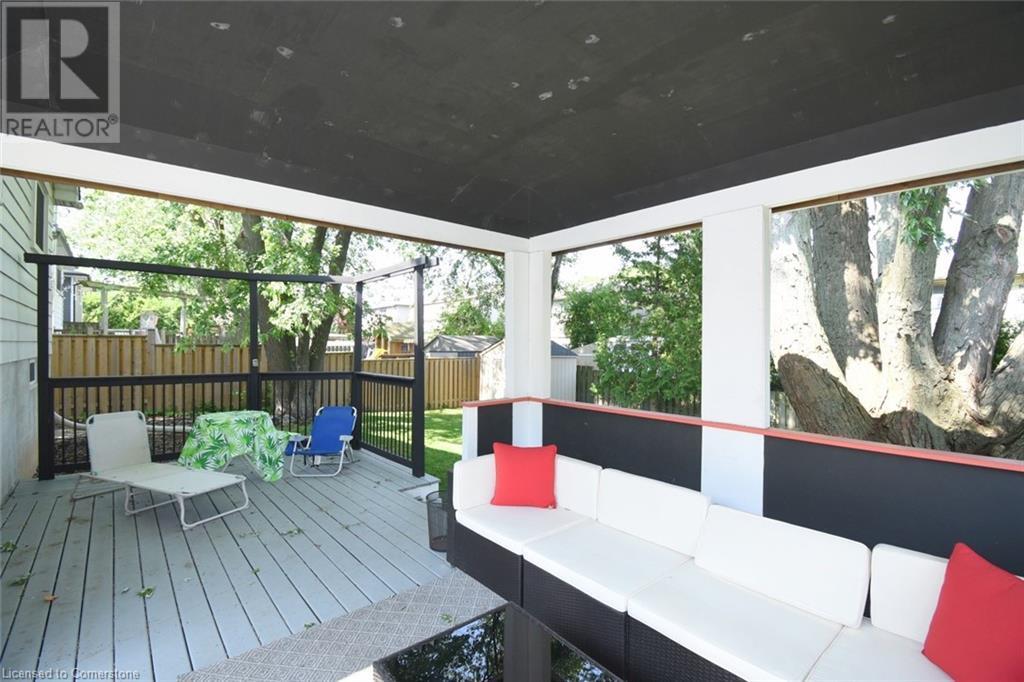 Photo 27 of 2271 Sheffield Drive, Burlington ON