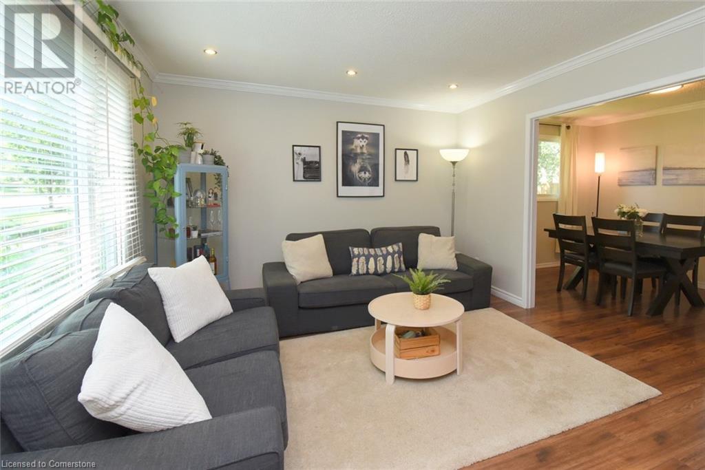 Photo 7 of 2271 Sheffield Drive, Burlington ON