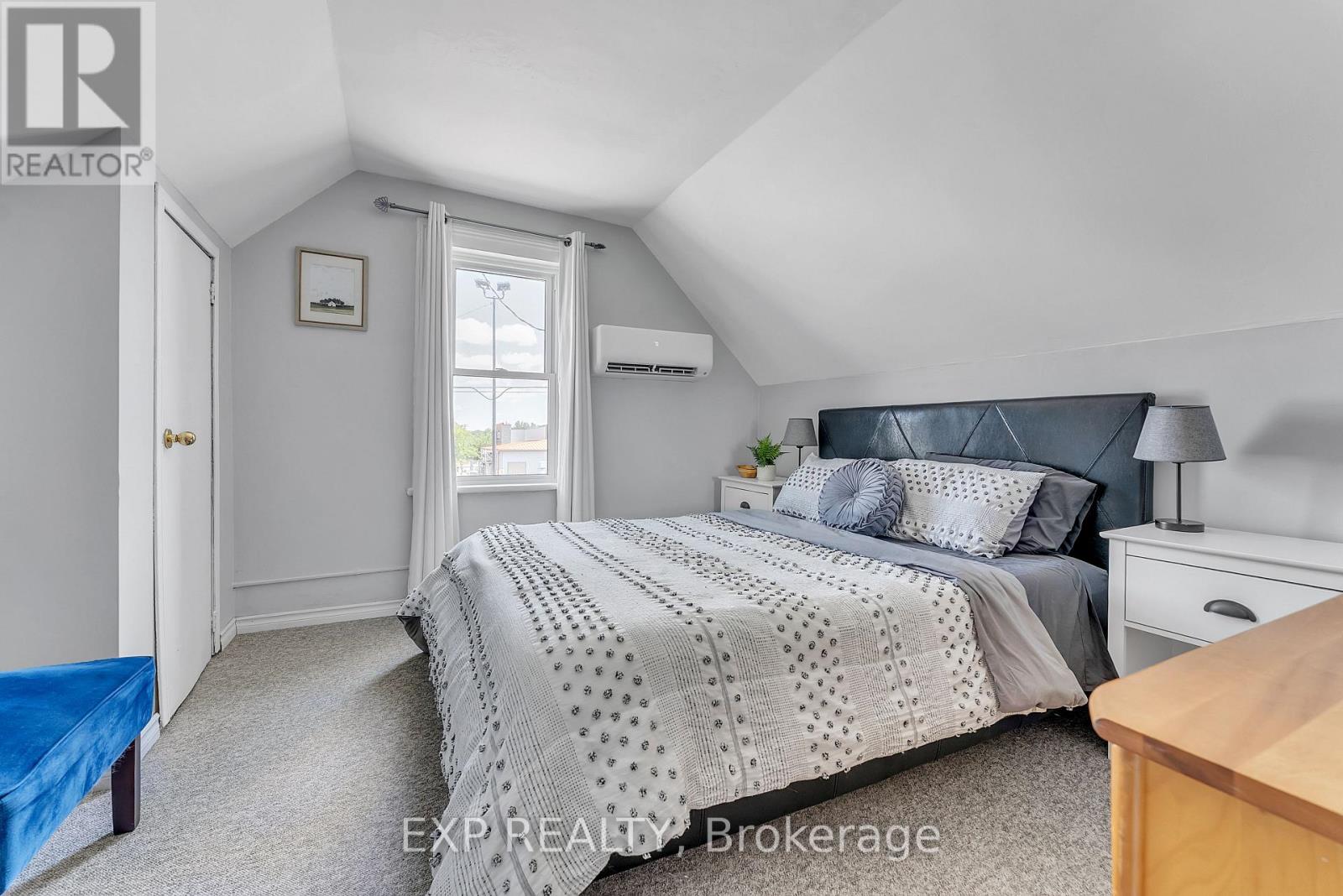 Photo 16 of 36 Stanley Street, Quinte West ON