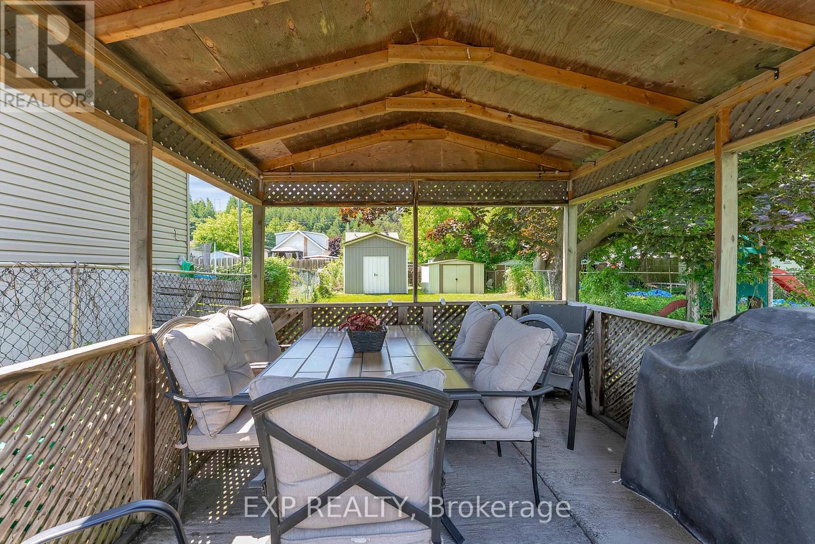 Photo 23 of 36 Stanley Street, Quinte West ON