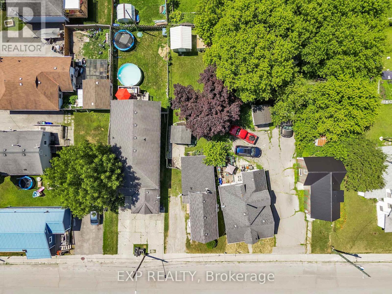 Photo 31 of 36 Stanley Street, Quinte West ON