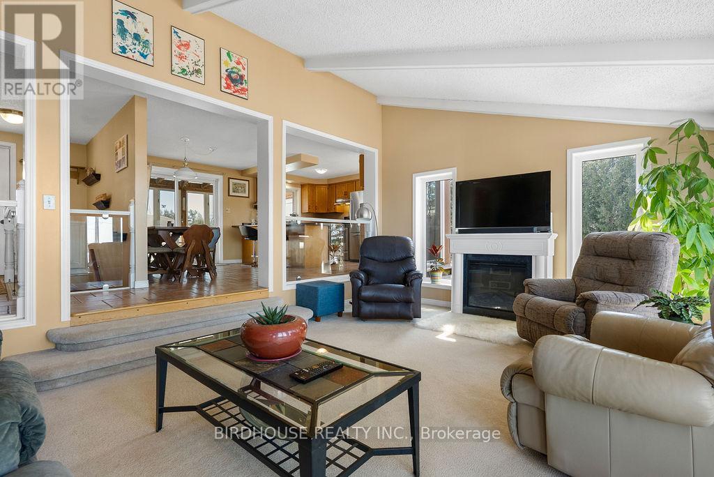 Photo 18 of 53 Maple Grove Road, Kawartha Lakes ON