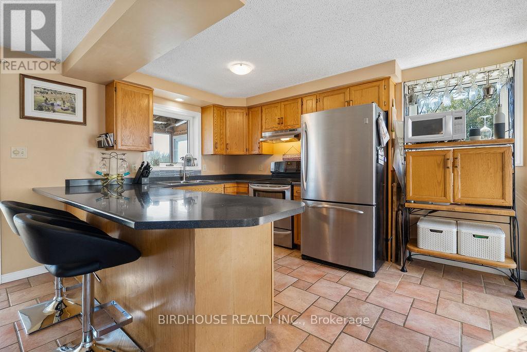 Photo 9 of 53 Maple Grove Road, Kawartha Lakes ON