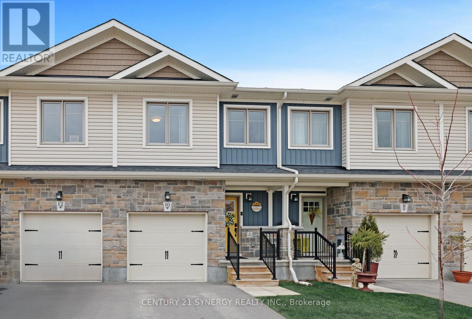 Photo 1 of 10 Staples Boulevard, Smiths Falls ON
