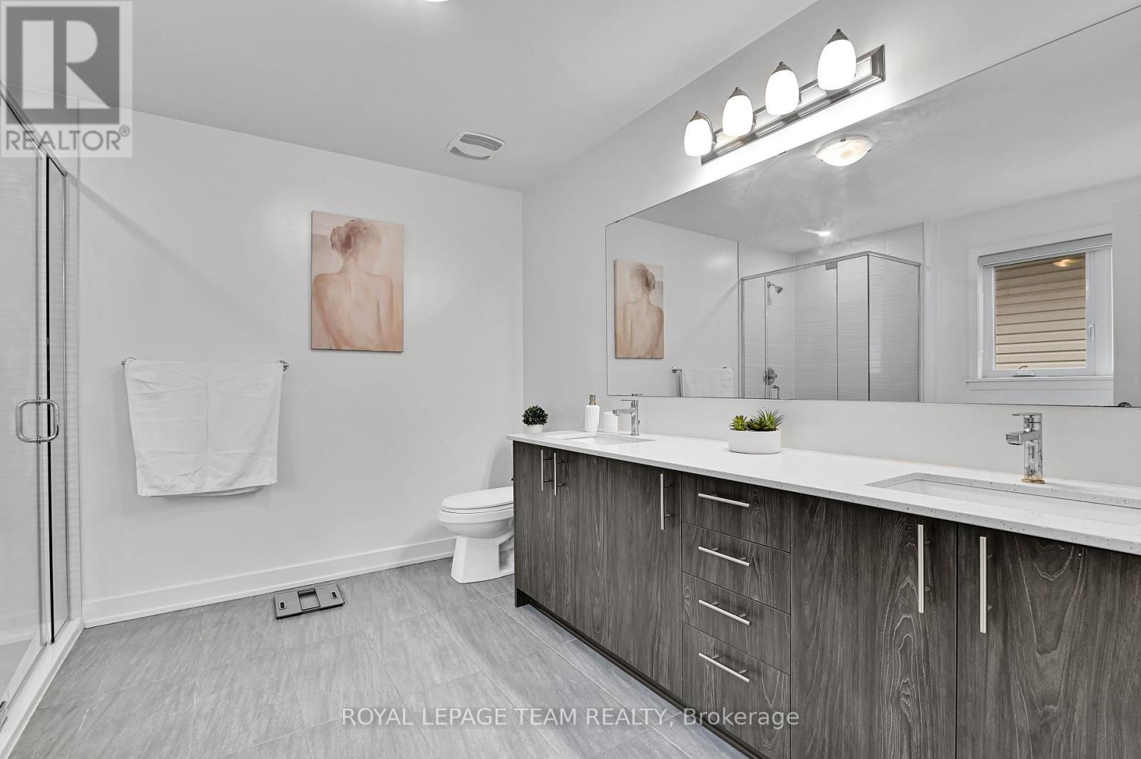 Photo 34 of 202 Zinnia Way, Ottawa ON