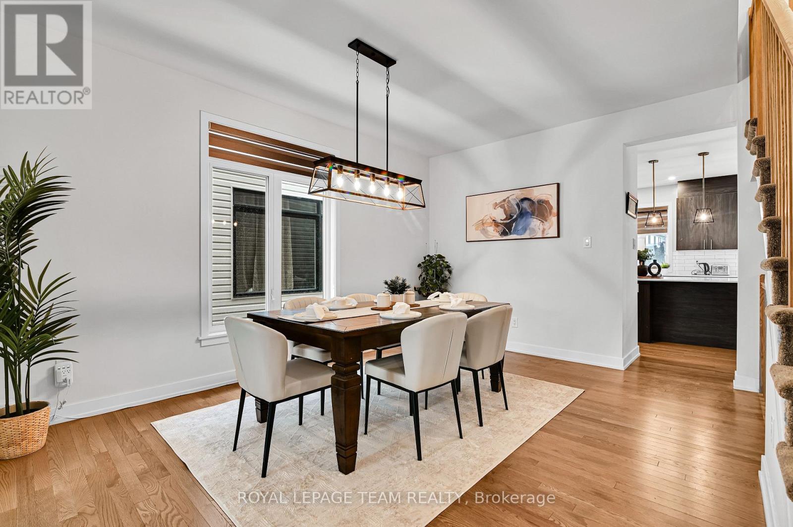Photo 20 of 202 Zinnia Way, Ottawa ON