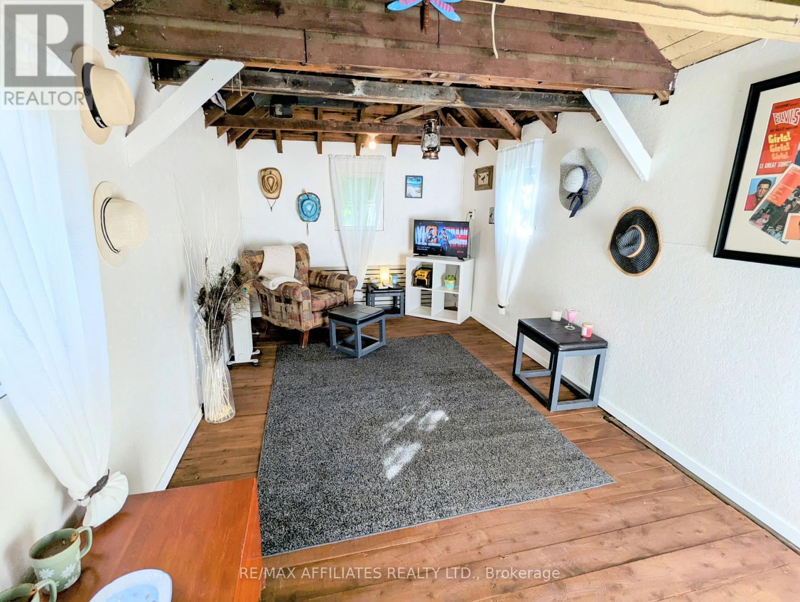Photo 35 of 18 Dean Street, Montague ON