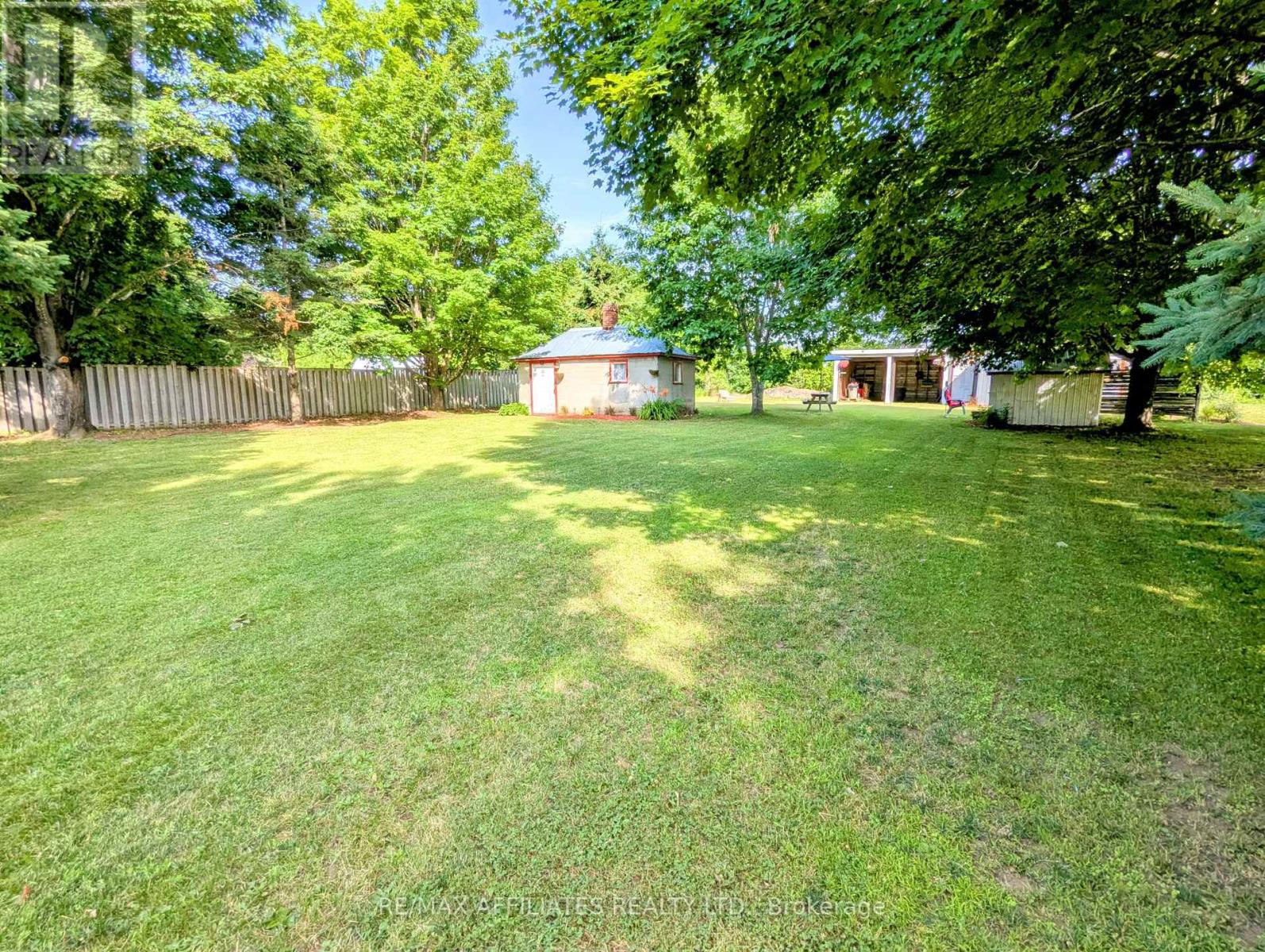 Photo 39 of 18 Dean Street, Montague ON