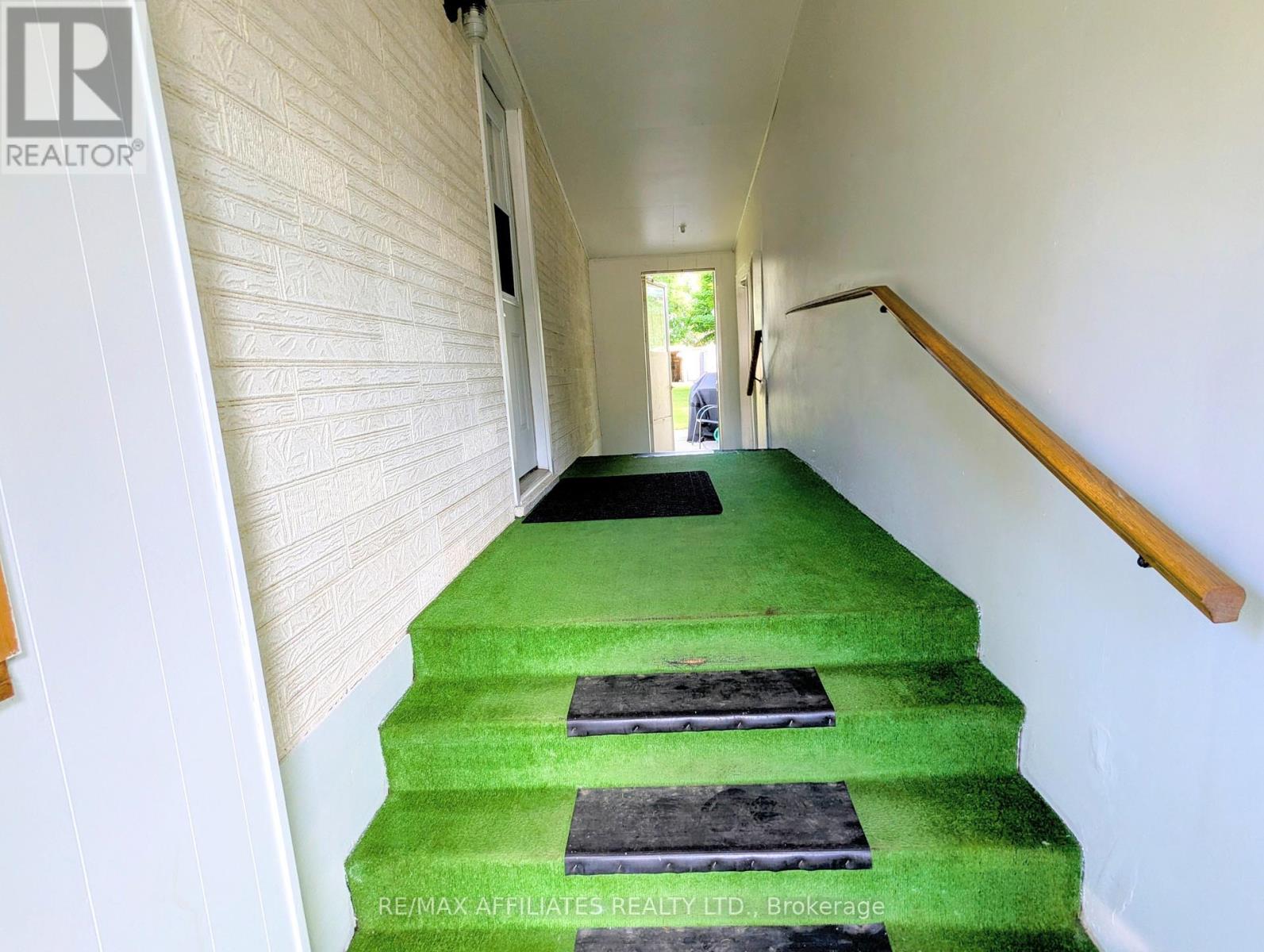 Photo 6 of 18 Dean Street, Montague ON