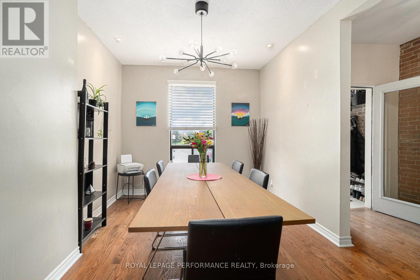 Photo 27 of 55 Argyle Avenue, Ottawa ON