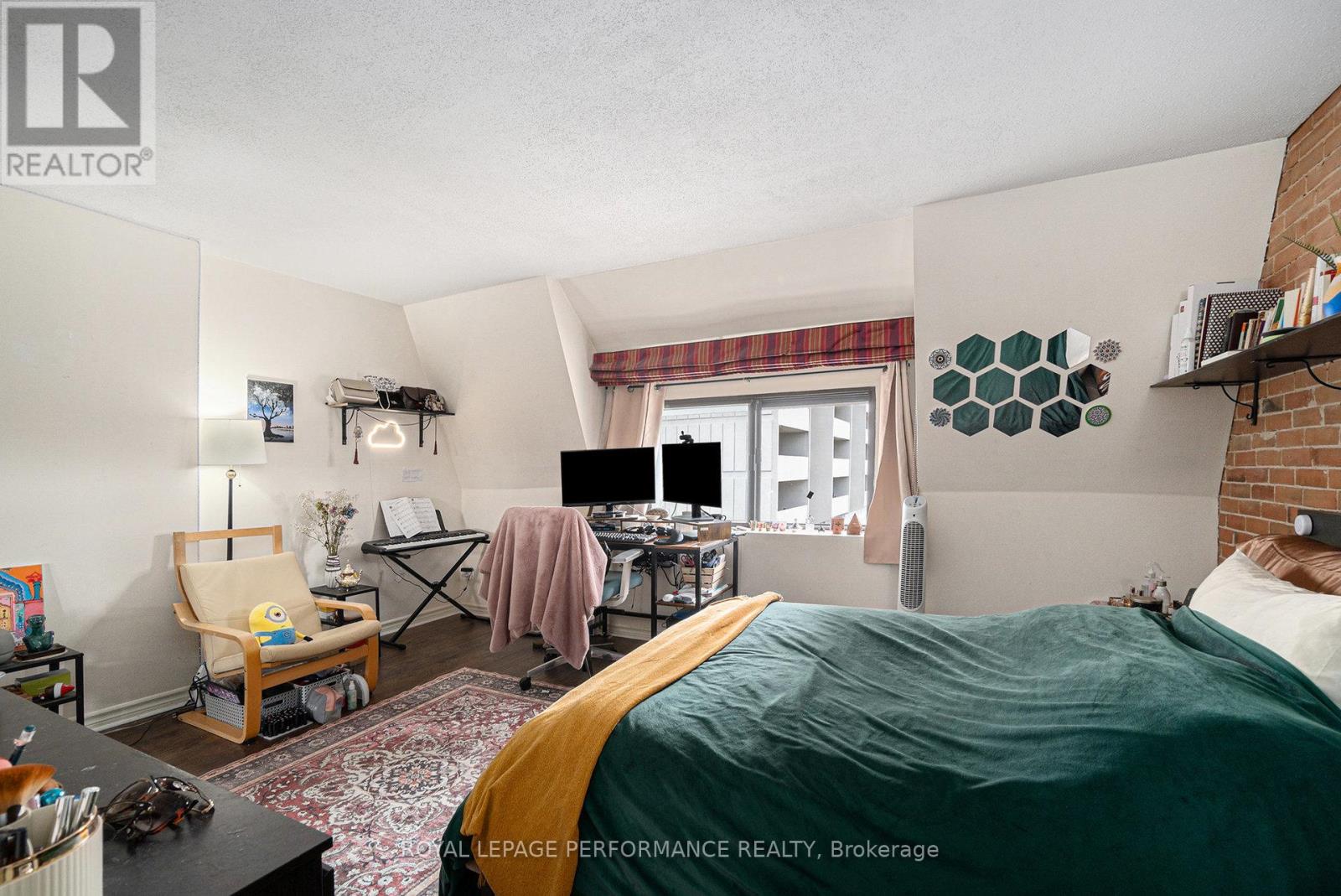 Photo 20 of 55 Argyle Avenue, Ottawa ON