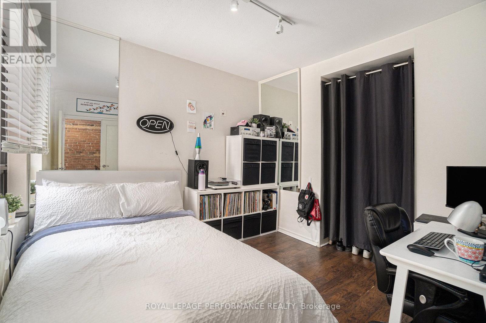 Photo 17 of 55 Argyle Avenue, Ottawa ON
