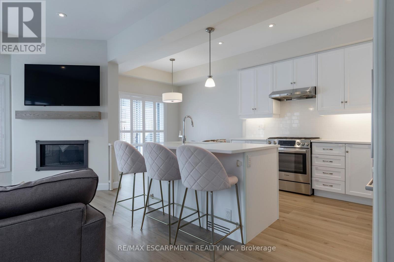 Single Family House for Sale in  SOUTHAM LANE Hamilton (Mountview) 