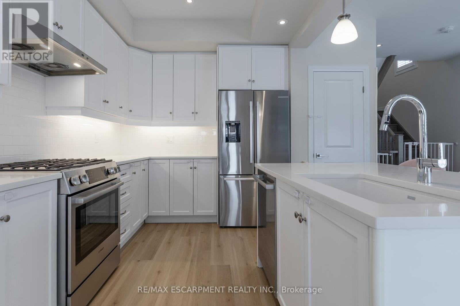 Single Family House for Sale in  SOUTHAM LANE Hamilton (Mountview) 