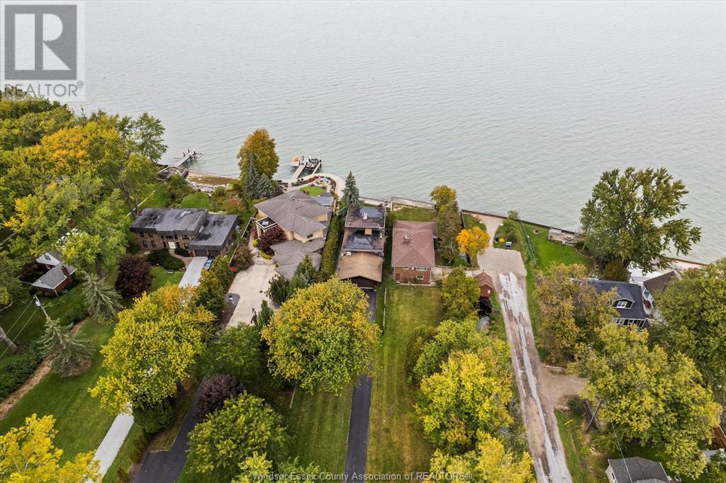 Photo 35 of 696 Old Tecumseh Road, Lakeshore ON