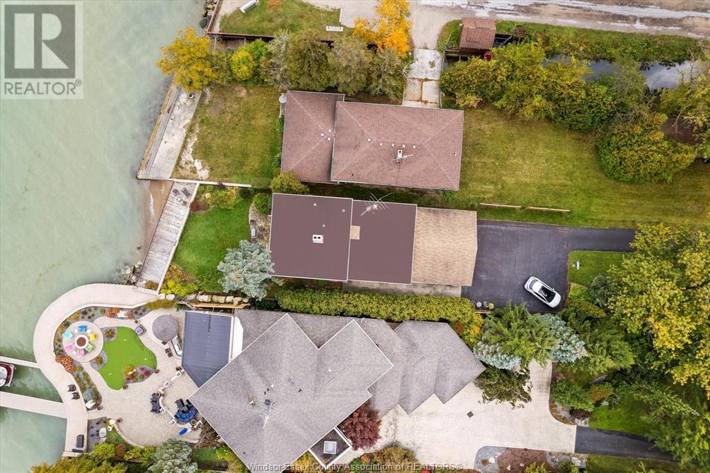 Photo 36 of 696 Old Tecumseh Road, Lakeshore ON