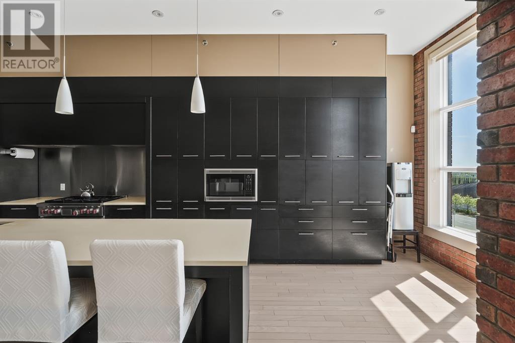 Single Family House for Sale in  Aspen Meadows Hill SW Aspen Woods Calgary 