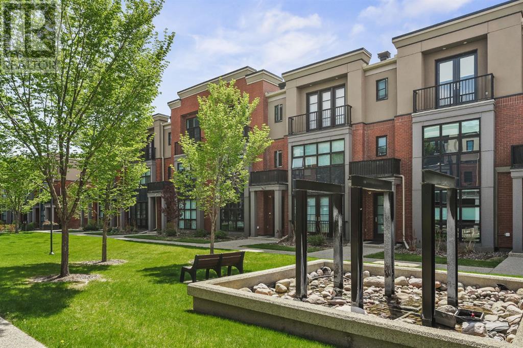 Single Family House for Sale in  Aspen Meadows Hill SW Aspen Woods Calgary 