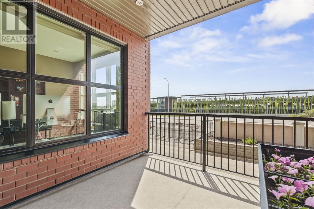 Single Family House for Sale in  Aspen Meadows Hill SW Aspen Woods Calgary 