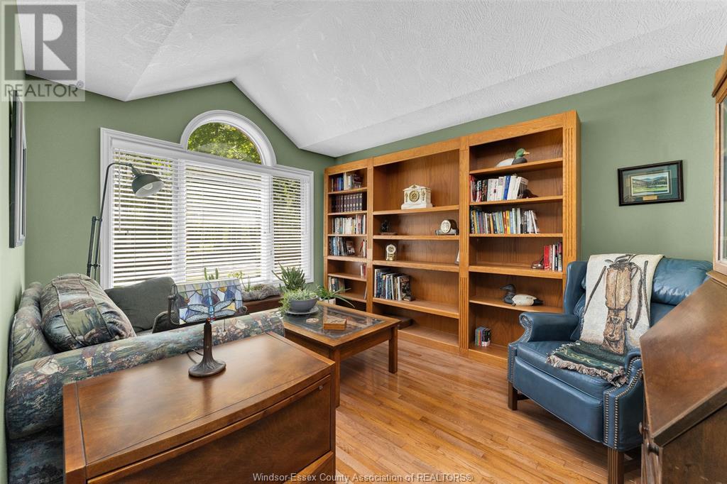 Photo 17 of 2220 Suzanne Street, Lasalle ON