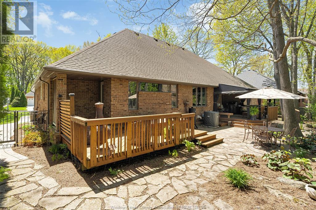 Photo 42 of 2220 Suzanne Street, Lasalle ON