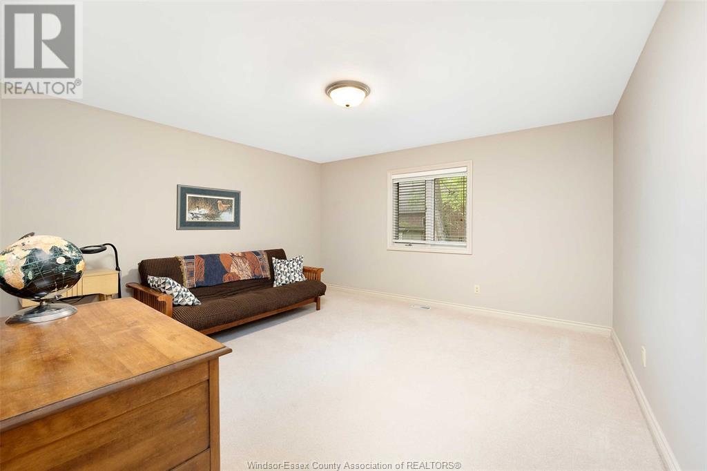 Photo 28 of 2220 Suzanne Street, Lasalle ON