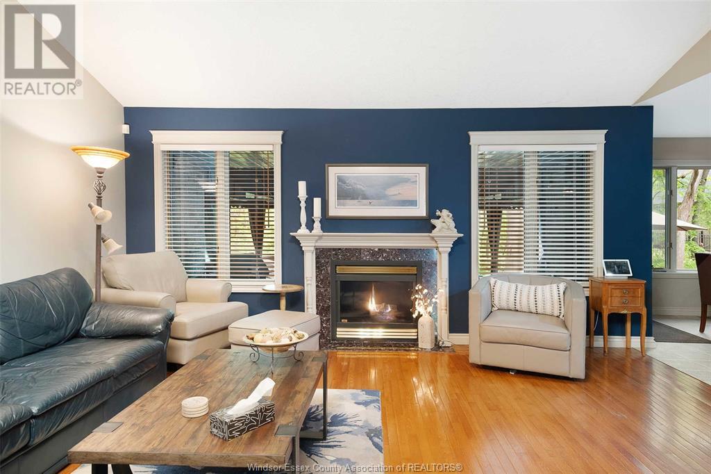 Photo 7 of 2220 Suzanne Street, Lasalle ON