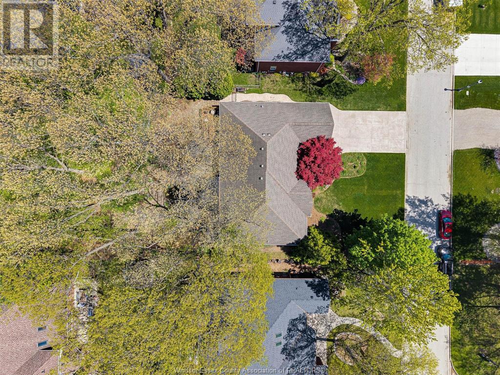 Photo 49 of 2220 Suzanne Street, Lasalle ON