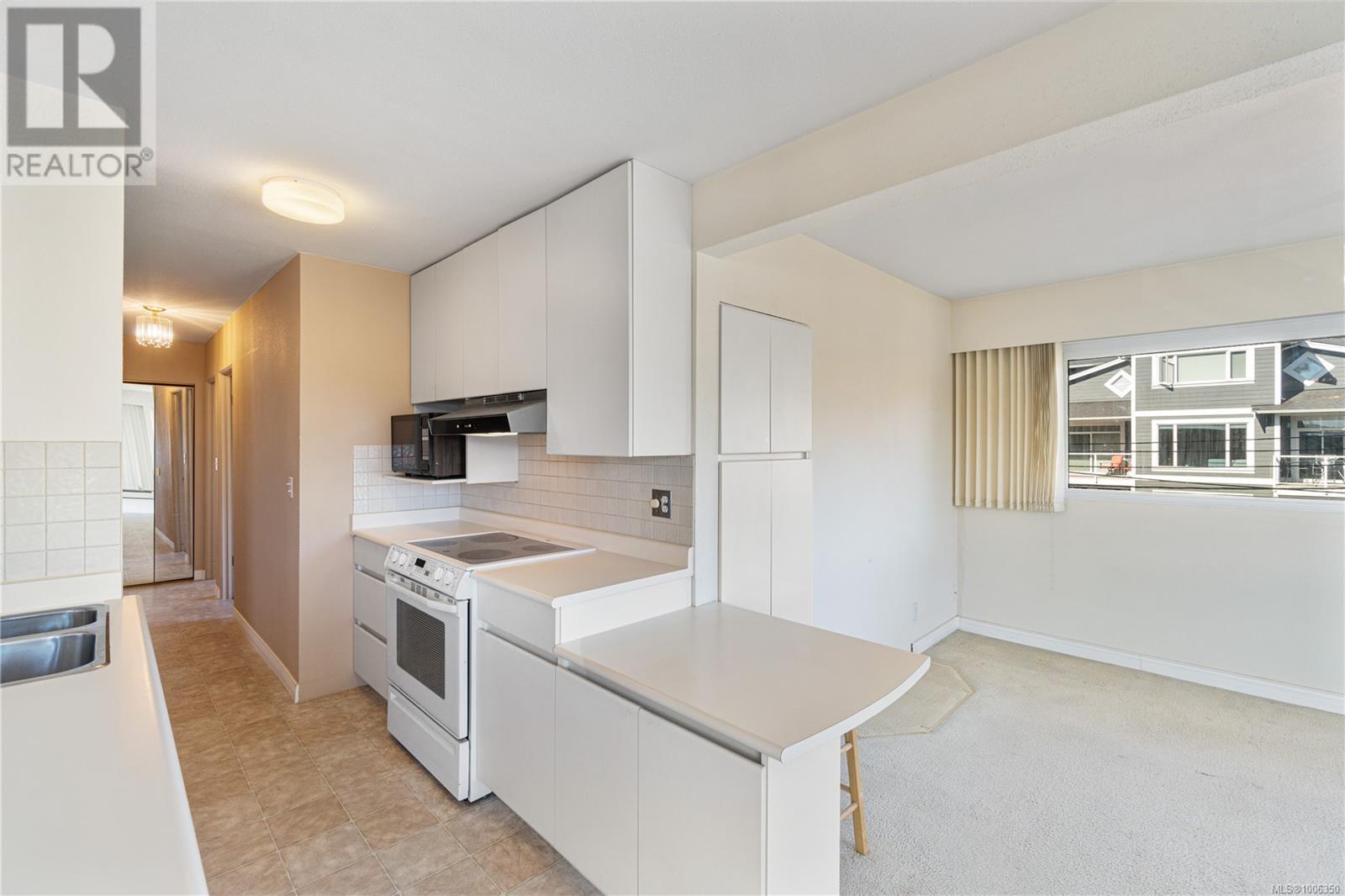 #301 375 NEWCASTLE AVE - Image 13