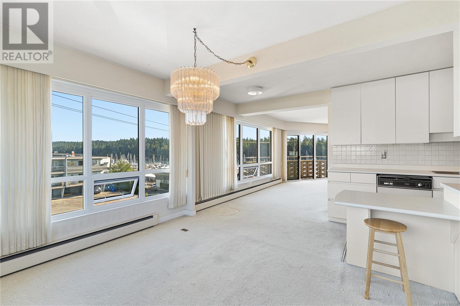 #301 375 NEWCASTLE AVE - Image 15