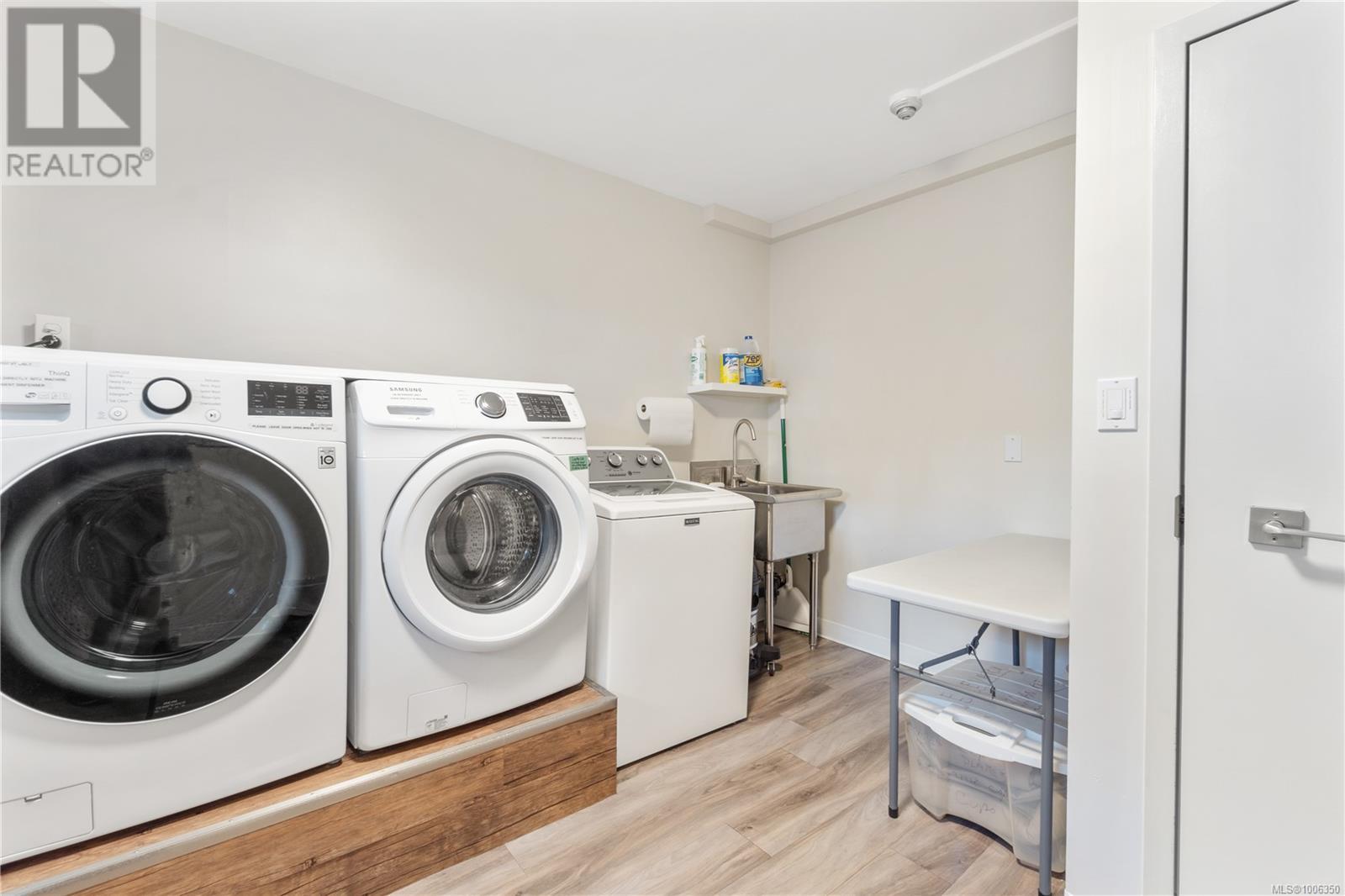 #301 375 NEWCASTLE AVE - Image 34