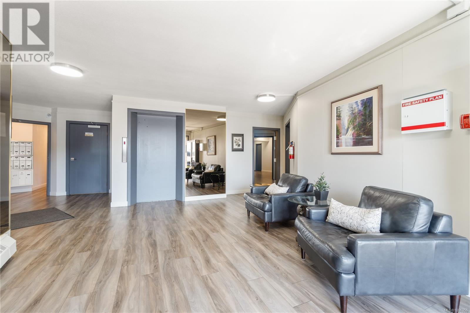#301 375 NEWCASTLE AVE - Image 37