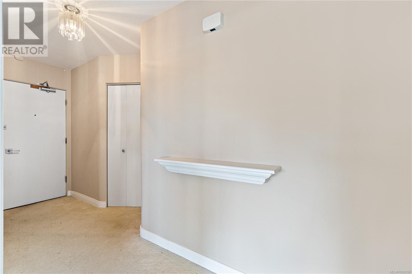 #301 375 NEWCASTLE AVE - Image 8