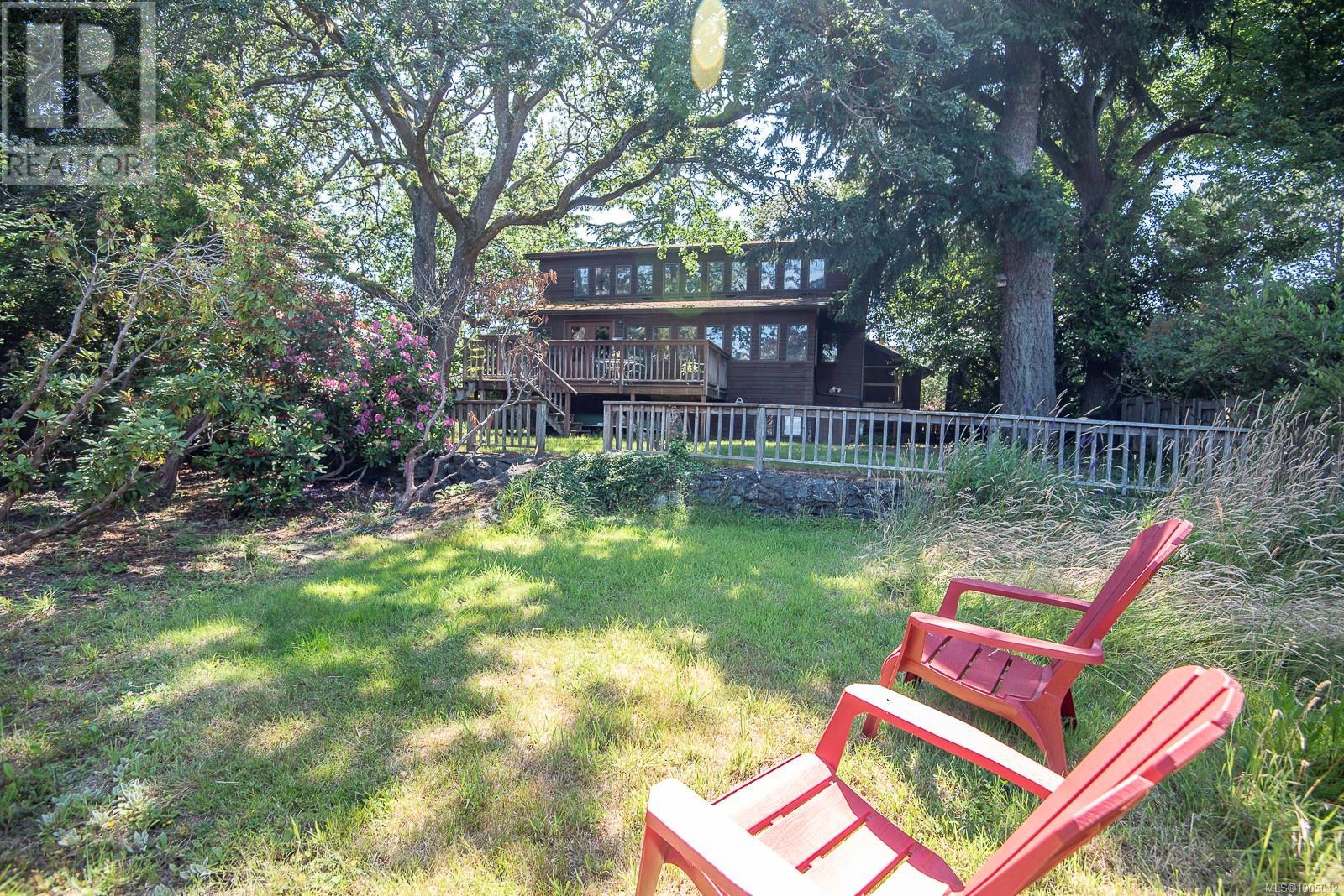 Photo 52 of 937 Pemberton Rd, Victoria BC