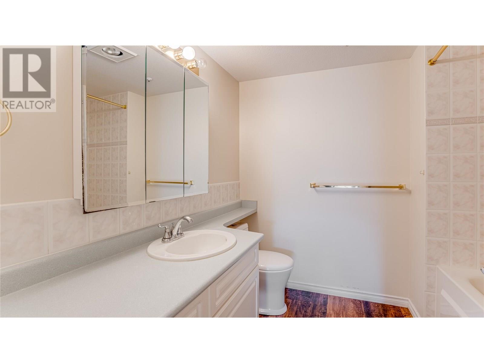 316 3300 Centennial Drive, Vernon