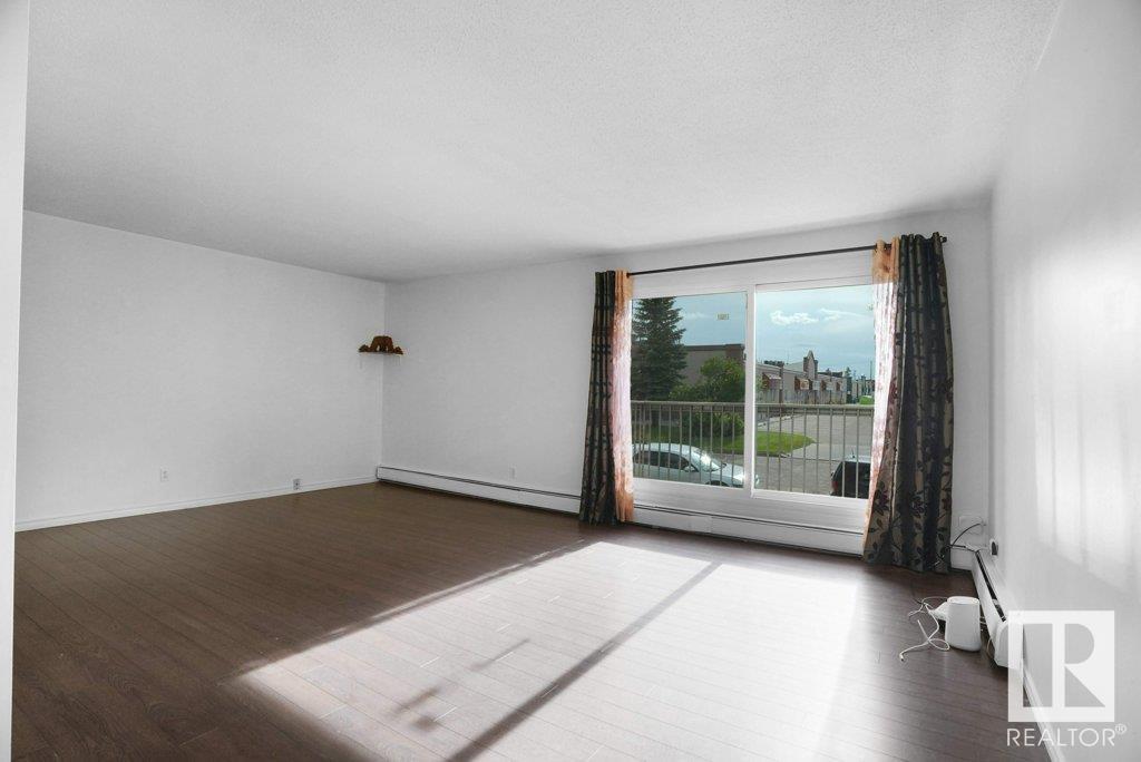 Photo 36 of 207 10023 164 St Nw, Edmonton AB