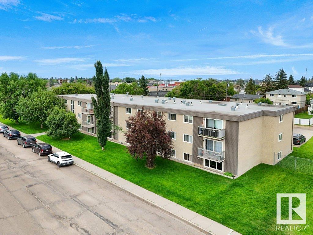 Photo 37 of 207 10023 164 St Nw, Edmonton AB