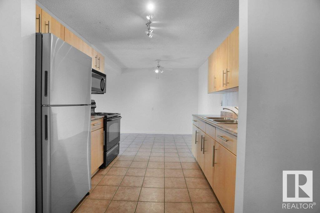 Photo 18 of 207 10023 164 St Nw, Edmonton AB