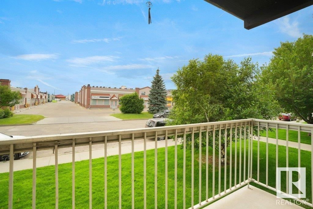 Photo 11 of 207 10023 164 St Nw, Edmonton AB