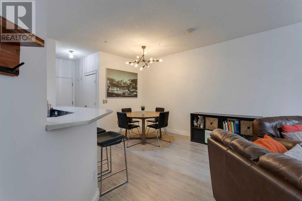 Single Family House for Sale in    Avenue SW Altadore Calgary 