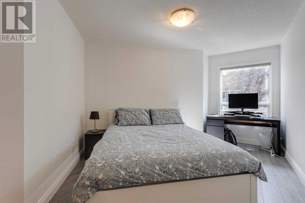 Single Family House for Sale in    Avenue SW Altadore Calgary 