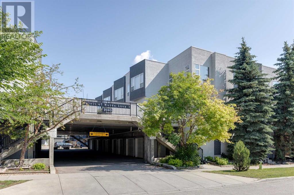 Single Family House for Sale in    Avenue SW Altadore Calgary 