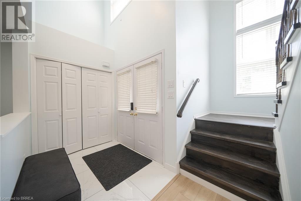 Photo 26 of 70 Blackburn Drive, Brantford ON