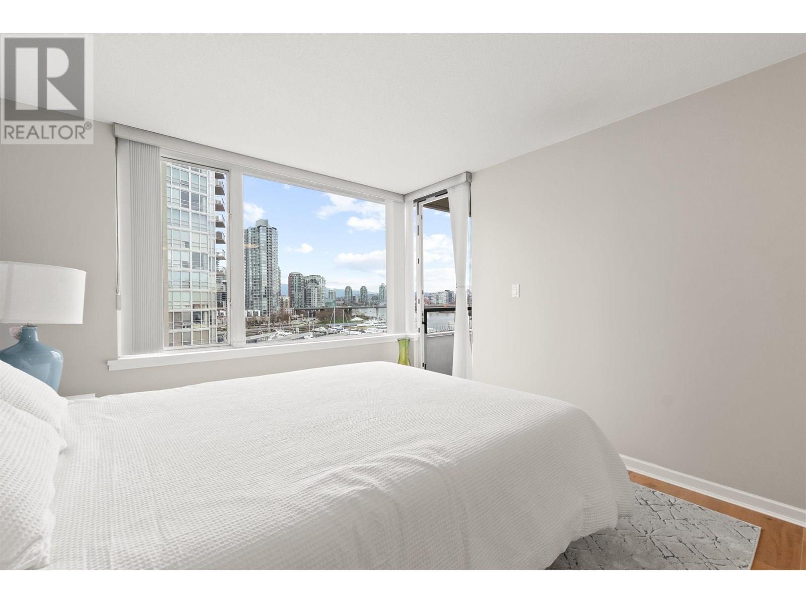 Photo 15 of 906 1288 Marinaside Crescent, Vancouver BC