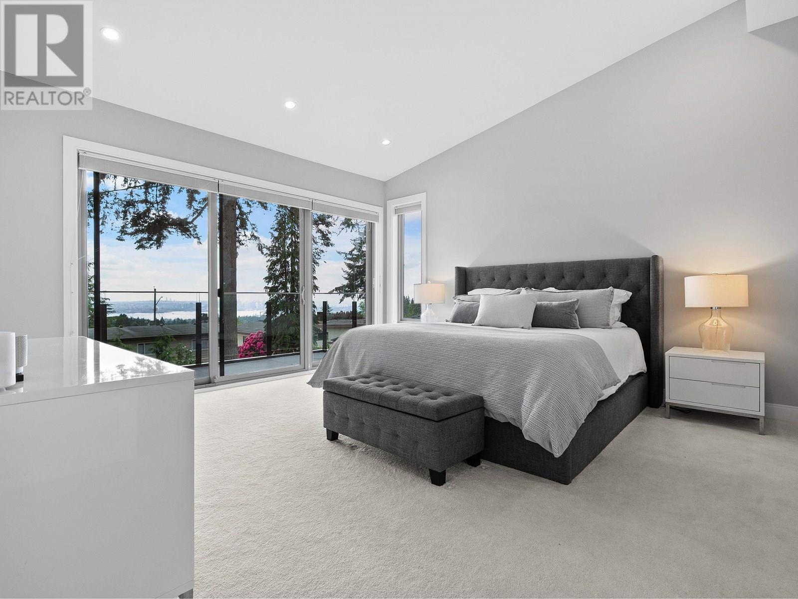 Photo 21 of 503 Crestwood Avenue, North Vancouver BC