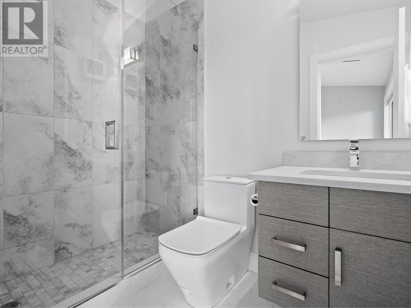 Photo 34 of 503 Crestwood Avenue, North Vancouver BC