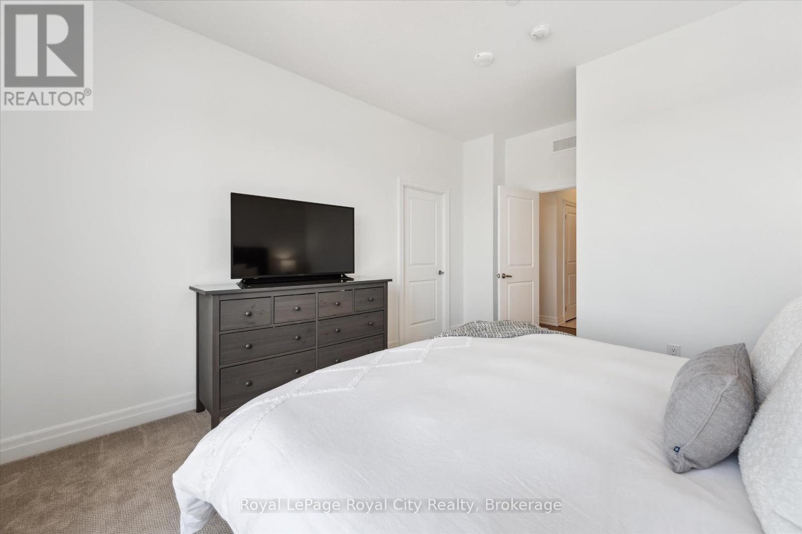 Photo 29 of 1012 1880 Gordon Street, Guelph ON