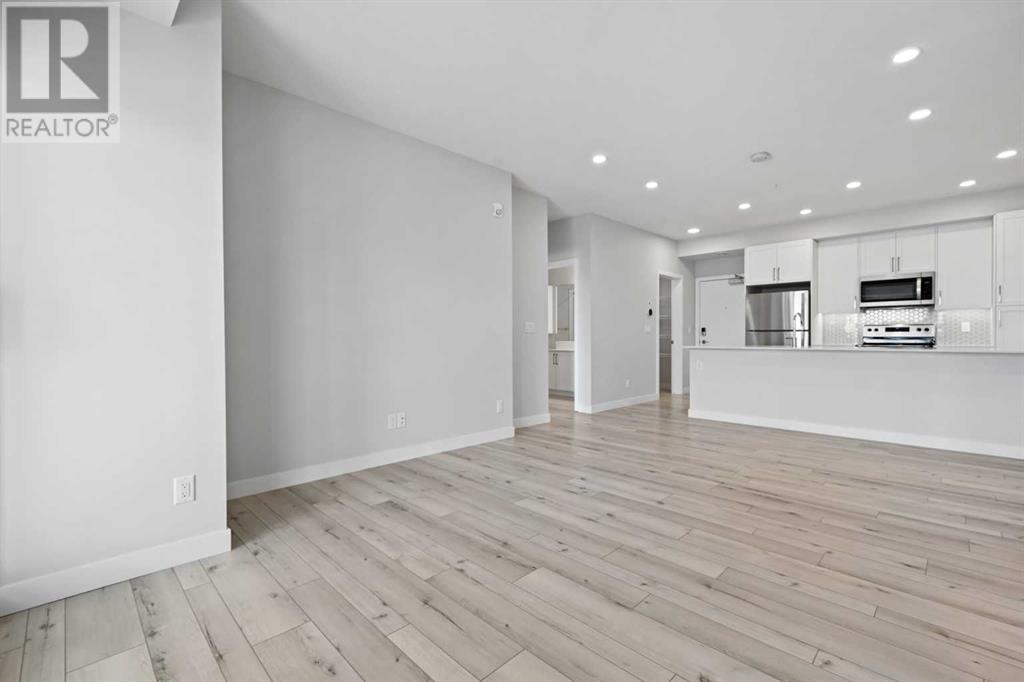 Single Family House for Sale in   Les Jardins Park SE Douglasdale/Glen Calgary 