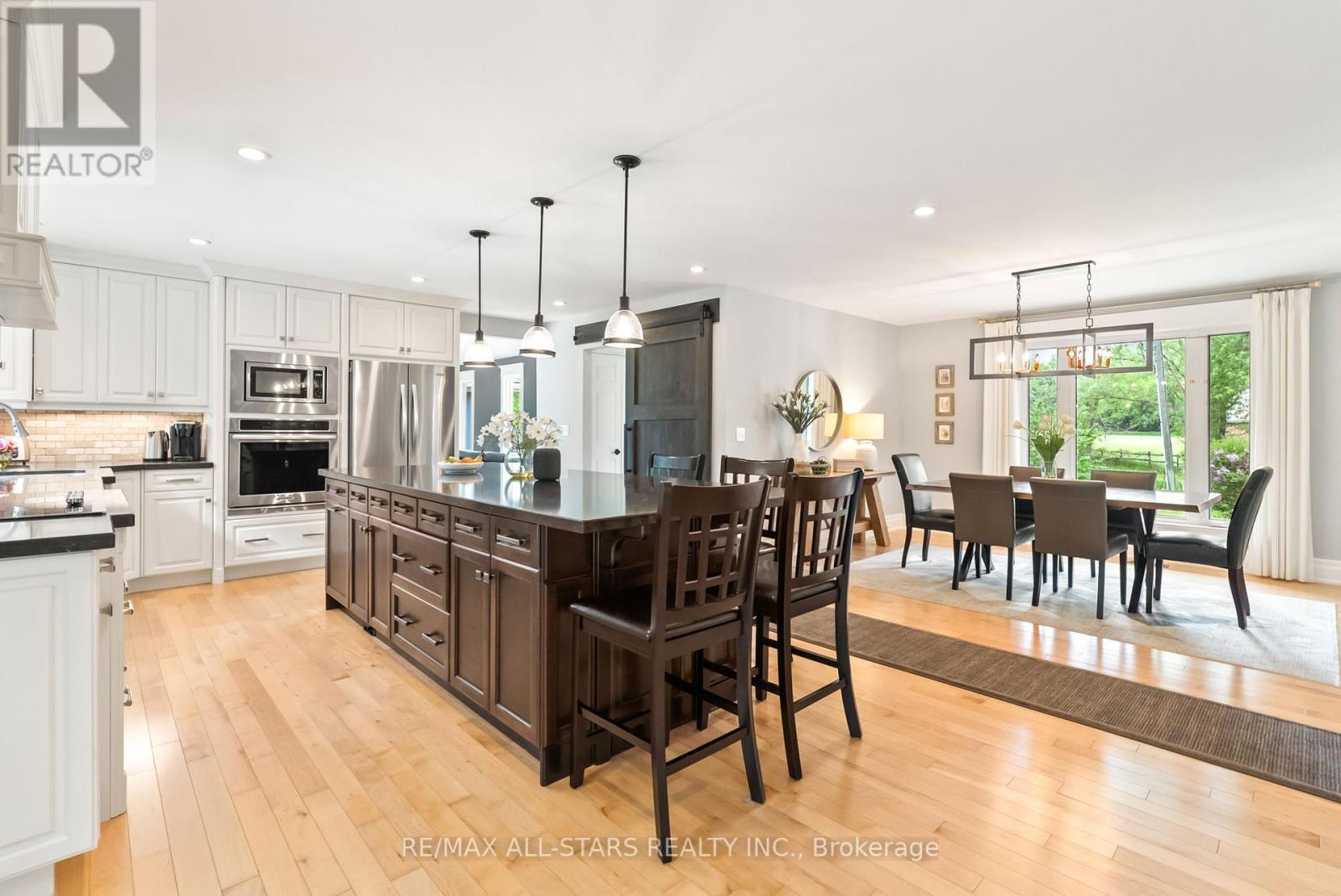 Photo 43 of 523 Davis Drive, Uxbridge ON